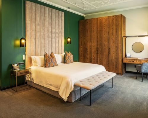 Executive Suite